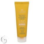 کرم ضدآفتاب بی‌رنگ سینره مدل SPF50 مناسب پوست چرب، حجم 50 میلی‌لیتر