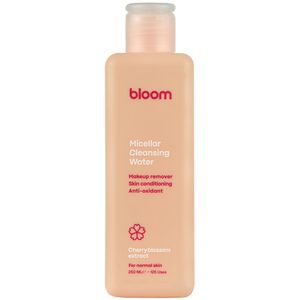 میسلار واتر صورت بلوم مدل شکوفه های گیلاس مناسب برای پوست معمولی حجم 250 میلی لیتر